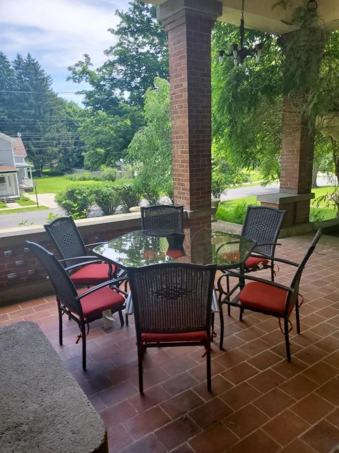 Cook Mansion Bed & Breakfast Montour Falls Екстериор снимка