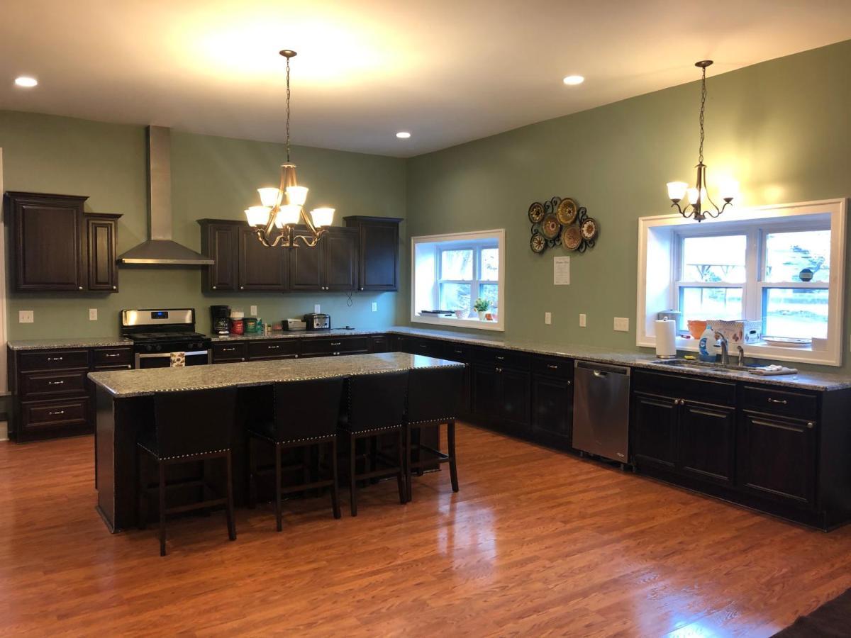 Cook Mansion Bed & Breakfast Montour Falls Екстериор снимка