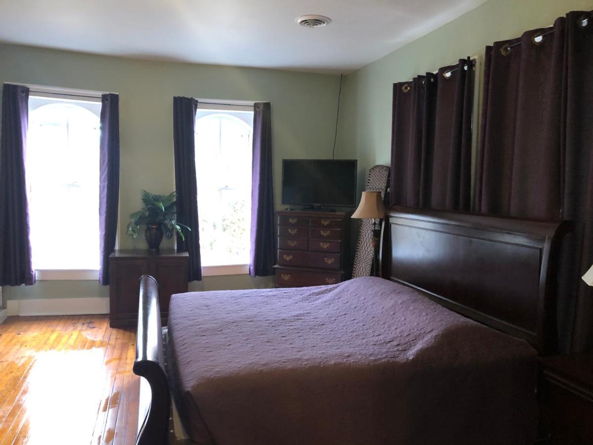 Cook Mansion Bed & Breakfast Montour Falls Екстериор снимка